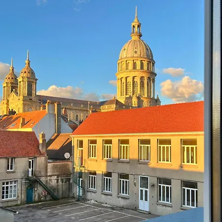 Le 28 - Résidence De Standing En Vieille-ville Avec Parking Appartamento *