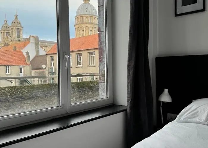 Le 28 - De Standing En Vieille-ville Avec Parking