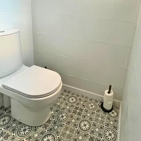 Le 28 - De Standing En Vieille-ville Avec Parking *